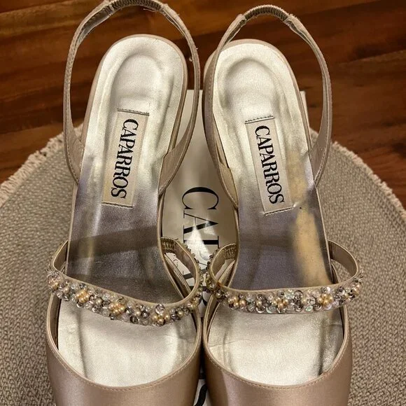 VINTAGE Caparros Evening Bridal Champagne Silk/Satin Slingbacks - 8M - Picture 10 of 13